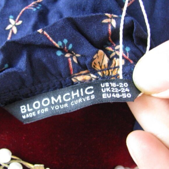 NWT BloomChic floral dress 18 - Picture 8 of 10